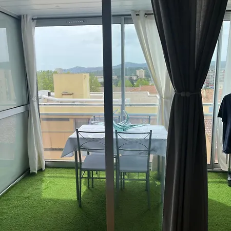 Joli Apartemo O Centro Appartamento *
